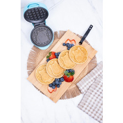 SQUISHMALLOWS - Cam the Cat - Waffle Maker