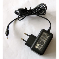 Mitsubishi Electric AC Adapter 5.2V 700ma MA0614 2.5x0.7mm