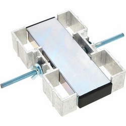 ΣΥΝΔΕΣMΟΣ εξεδρα Stairville Tour Stage Leg Clamp 4