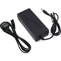 Universal Τροφοδοτικό DM Pro 12V 10A DC 2.1/5.5