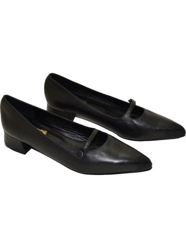 Lou pumps Aleka