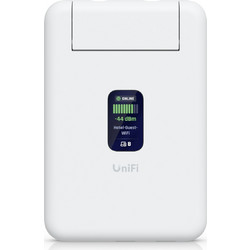 Ubiquiti UTR, UniFi Travel Router