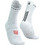 Compressport V4.0 Run Ανδρικές Κάλτσες Ψηλές με Σχέδια Λευκές XU00046B-0013