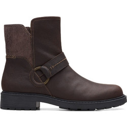 Clarks Γυναικεία Μποτάκια Biker Δερμάτινα Σοκολατί με Χοντρό Χαμηλό Τακούνι 26168445