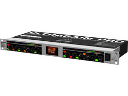 Behringer MIC2200 V2