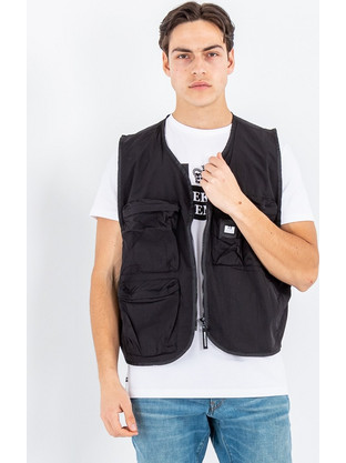 Weekend Offender Compton Blvd Vest JKSS22-18-Black