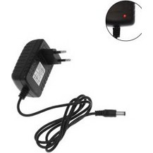 Universal Τροφοδοτικό Πρίζας 220V AC σε DC 12V 2A Treqa POW-02