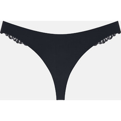 Triumph Γυναικείο String Χωρίς Ραφές με Δαντέλα Μαύρο 10222212-0004