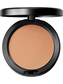M·A·C Studio Fix Powder Plus NC43.5 Compact Foundation 15gr