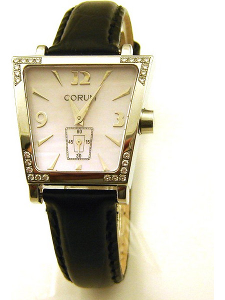 Γυναικείο ρολόι CORUM Trapeze με διαμάντια & δερμάτινο λουρί