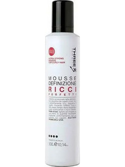 Three Colore Extra Strong Curly Αφρός Μαλλιών για Μπούκλες Δυνατό Κράτημα 300ml