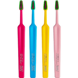 Tepe Colour Compact Extra Soft Οδοντόβουρτσες 4τμχ Φούξια Γαλάζια Κίτρινη Ροζ