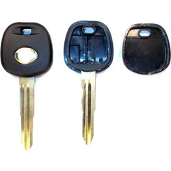 Κενό κλειδί με λογότυπο TOYOTA θέση για Chip και λάμα TOY41