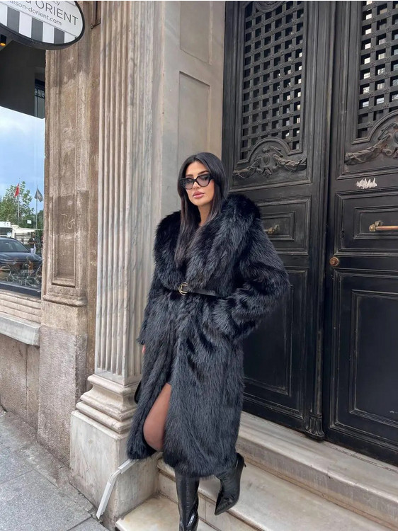 Μακρύ Γούνινο Παλτό KINZI Μαύρο με Κουκούλα | Πολυτελές Πανωφόρι για Επίσημες Εμφανίσεις
