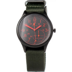 Timex Ανδρικό Ρολόι με Χακί Υφασμάτινο Λουράκι TW2V11000LG