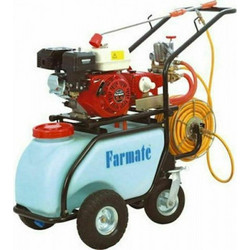 Farmate TF 22C3 Τροχήλατο Ψεκαστικό Συγκρότημα Βενζίνης 50lt