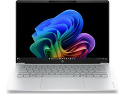 HP OmniBook 5 14-hm0000nvx (Ryzen AI 9 465/32GB/1TB SSD/Radeon 880M Graphics/Windows 11)