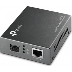TP-Link MC220L 1000Mbps RJ45 to 1000Mbps SFP Slot Supporting MiniGBIC Modules, Chassis TL-MC1400 Rack-mountable. MC220L