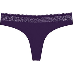 Triumph Feel Of Modal Γυναικείο String με Δαντέλα Μωβ 10219764-00EH