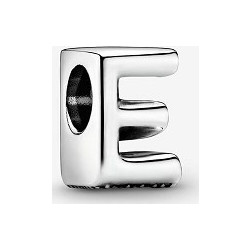 CHARM LETTERA E