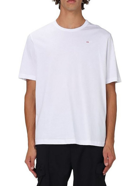 DIESEL T-SHIRT ΛΕΥΚΟ ΜΕ ΛΑΙΜΟΚΟΨΗ ΚΑΙ ΚΕΝΤΗΜΕΝΟ LOGO ΕΜΠΡΟΣ ΚΑΝΟΝΙΚΗ ΓΡΑΜΜΗ
