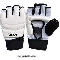 556714 White