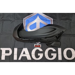 Πάτωμα Αριστερό Μαύρο Σαγρέ για Piaggio Beverly 125-300-350cc 2010-2020 μοντέλα καινούργιο γνήσιο