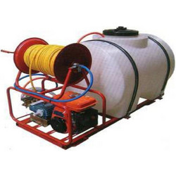 Ψεκαστικό βυτίο επικαθήμενο 300 λίτρα με 6,5HP εδάφους