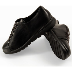 Μαύρα γυναικεία slip-on με ελαστικά κορδόνια και ανάγλυφη χοντρή σόλα