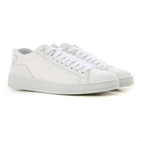 Sneakers: Τα πιο trendy παπούτσια για κάθε στυλ και περίσταση!