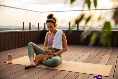 Yoga & Pilates στο μπαλκόνι: Ο εξοπλισμός που κάνει τη διαφορά